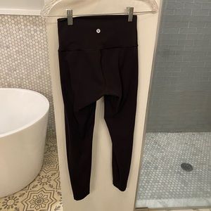 Black Wunder Under Leggings Size 4